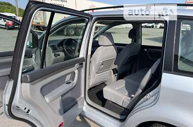 Минивэн Volkswagen Touran 2007 в 
