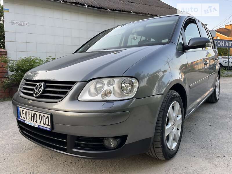 Минивэн Volkswagen Touran 2004 в Хмельницком