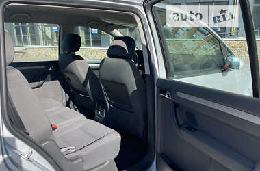 Минивэн Volkswagen Touran 2003 в 