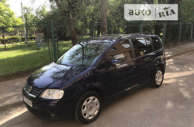 Минивэн Volkswagen Touran 2003 в 