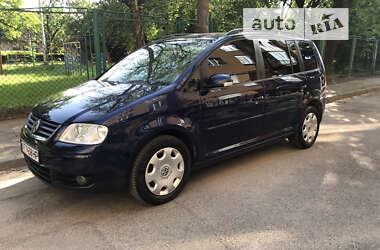 Минивэн Volkswagen Touran 2003 в 