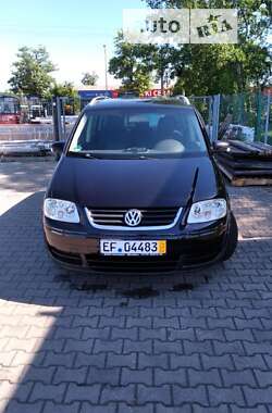 Минивэн Volkswagen Touran 2006 в 
