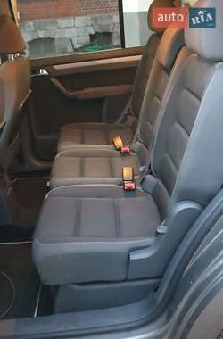 Микровэн Volkswagen Touran 2010 в 