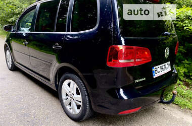 Мікровен Volkswagen Touran 2012 в Самборі