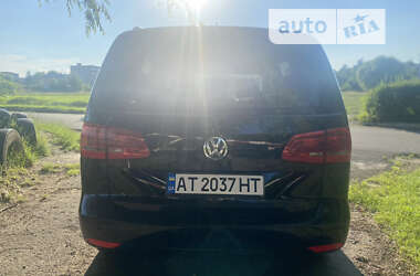 Микровэн Volkswagen Touran 2012 в Ивано-Франковске