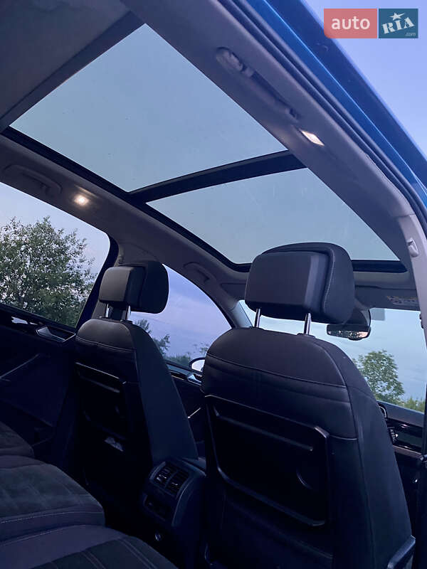 Мікровен Volkswagen Touran 2015 в Івано-Франківську