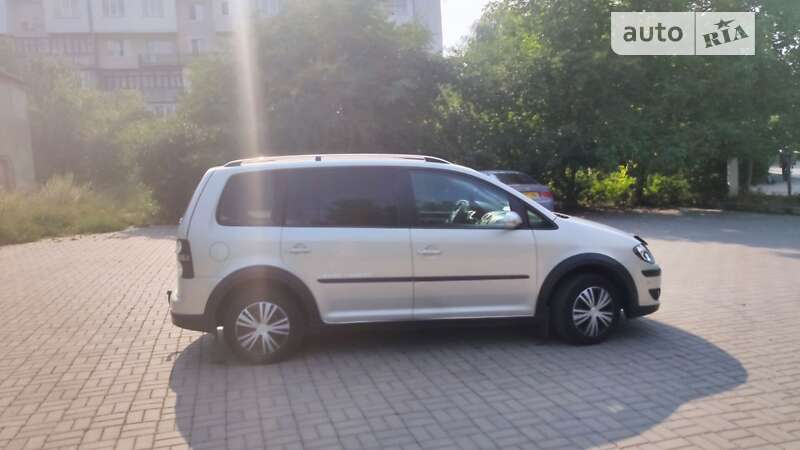 Минивэн Volkswagen Touran 2007 в Черновцах фото 10 Минивэн Volkswagen Touran 2007 в Черновцах