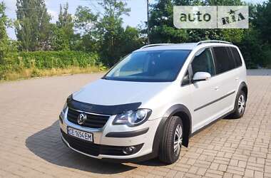Мінівен Volkswagen Touran 2007 в Чернівцях