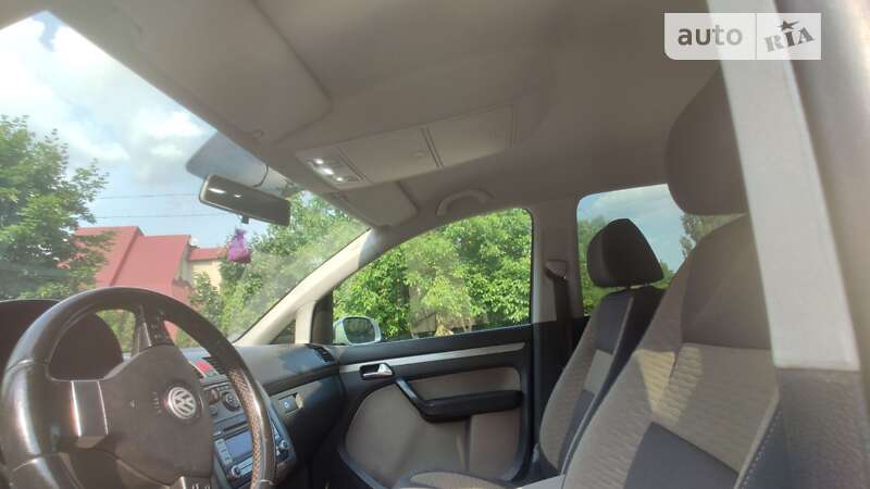 Минивэн Volkswagen Touran 2007 в Черновцах фото 19 Минивэн Volkswagen Touran 2007 в Черновцах