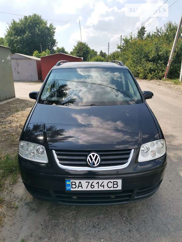 Минивэн Volkswagen Touran 2003 в Кременчуге