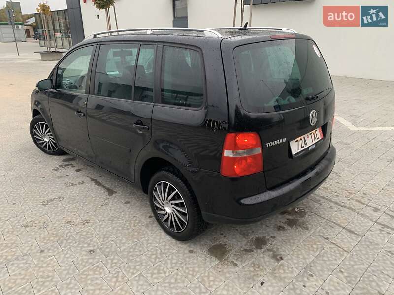 Минивэн Volkswagen Touran 2004 в Ужгороде