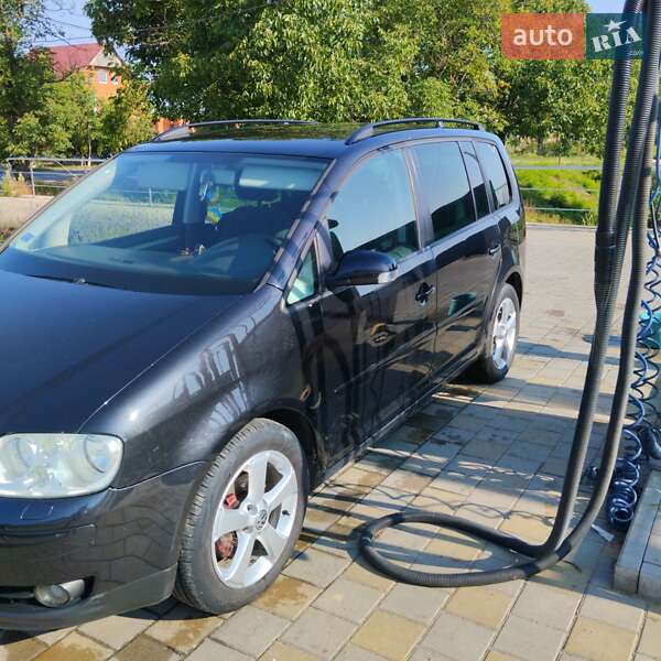 Мінівен Volkswagen Touran 2003 в Виноградові