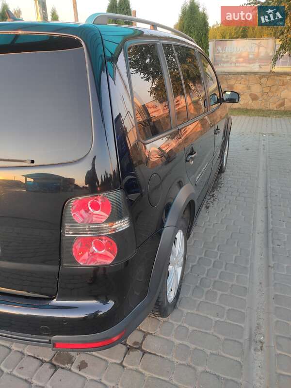 Мінівен Volkswagen Touran 2007 в Березному
