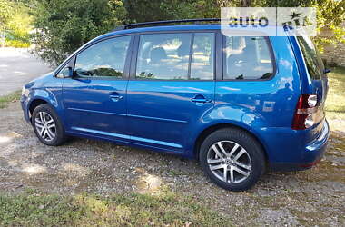 Мінівен Volkswagen Touran 2008 в Запоріжжі