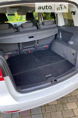 Мікровен Volkswagen Touran 2013 в 