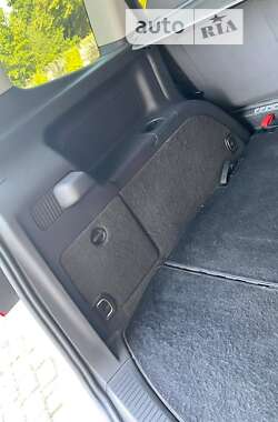 Мікровен Volkswagen Touran 2013 в 