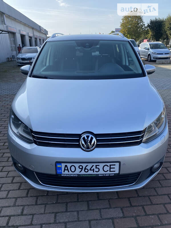 Мікровен Volkswagen Touran 2013 в Мукачевому