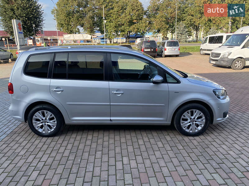 Микровэн Volkswagen Touran 2013 в Мукачево