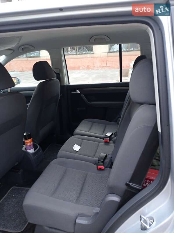 Минивэн Volkswagen Touran 2006 в Львове