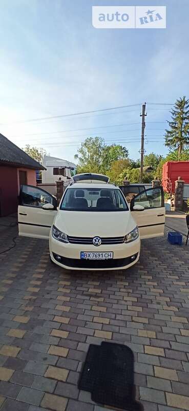 Микровэн Volkswagen Touran 2012 в Хмельницком