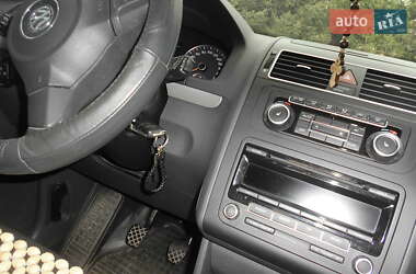 Микровэн Volkswagen Touran 2011 в 