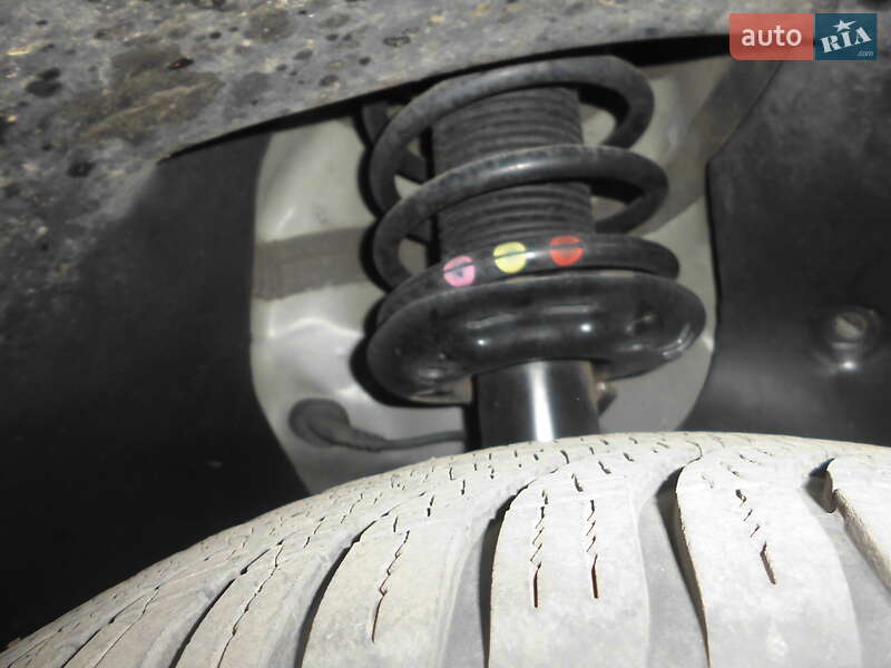 Микровэн Volkswagen Touran 2011 в Виннице фото 32 Микровэн Volkswagen Touran 2011 в Виннице