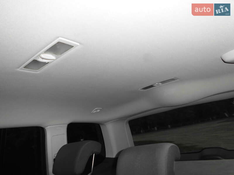Микровэн Volkswagen Touran 2011 в Виннице фото 38 Микровэн Volkswagen Touran 2011 в Виннице