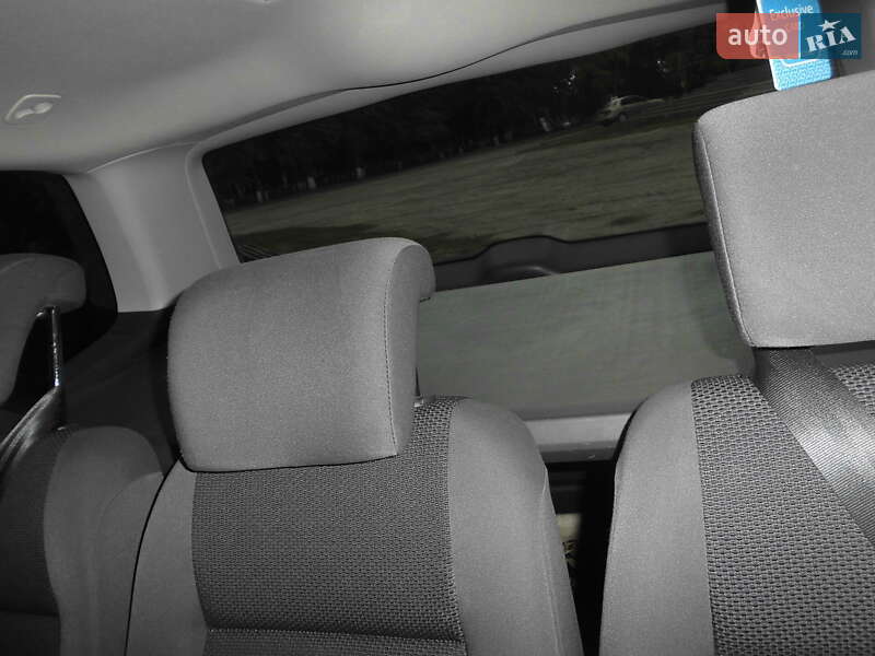 Микровэн Volkswagen Touran 2011 в Виннице фото 39 Микровэн Volkswagen Touran 2011 в Виннице