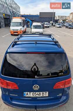 Микровэн Volkswagen Touran 2011 в Ивано-Франковске