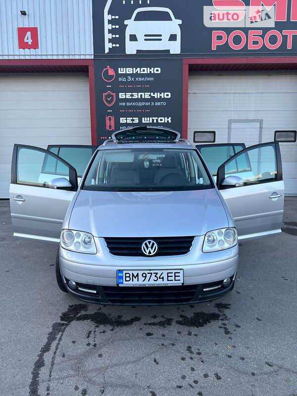 Минивэн Volkswagen Touran 2006 в Сумах