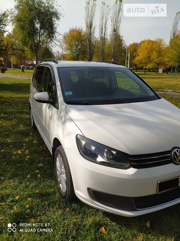 Мікровен Volkswagen Touran 2012 в Дніпрі