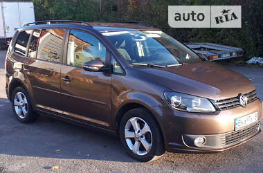 Volkswagen Touran 2011