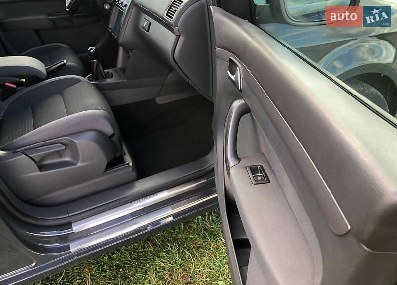 Мікровен Volkswagen Touran 2014 в Калуші