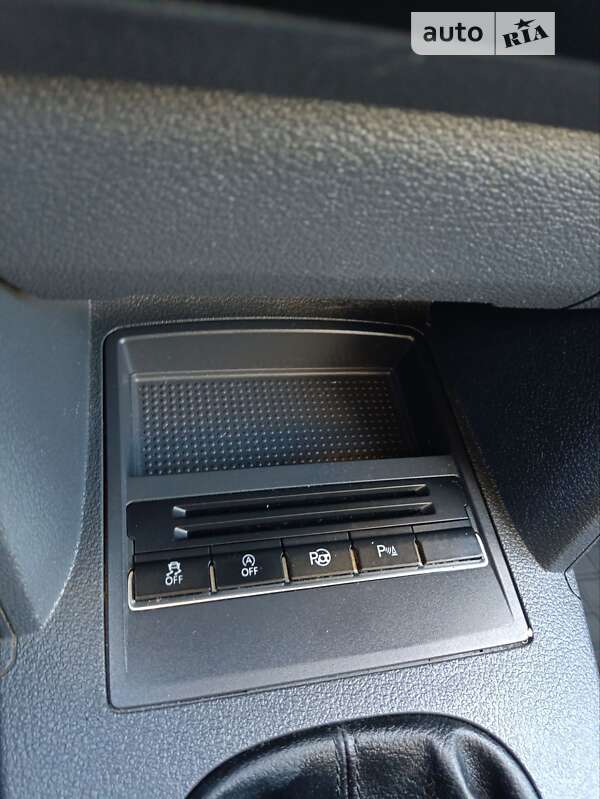 Микровэн Volkswagen Touran 2011 в Львове фото 48 Микровэн Volkswagen Touran 2011 в Львове