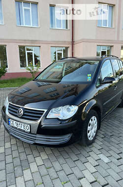 Минивэн Volkswagen Touran 2008 в Черновцах