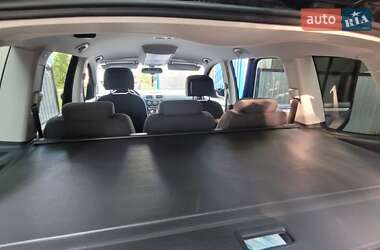 Микровэн Volkswagen Touran 2014 в Черновцах