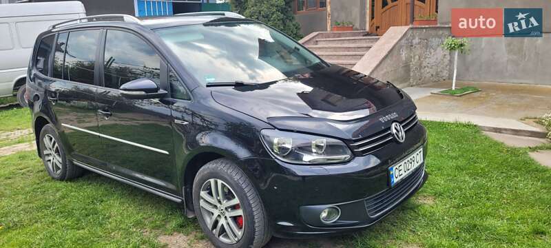 Микровэн Volkswagen Touran 2014 в Черновцах