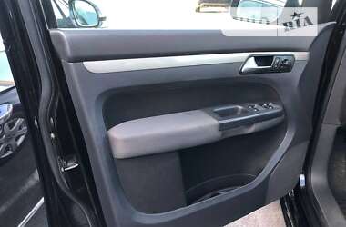 Мінівен Volkswagen Touran 2006 в 