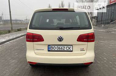Мікровен Volkswagen Touran 2012 в Кам'янець-Подільському