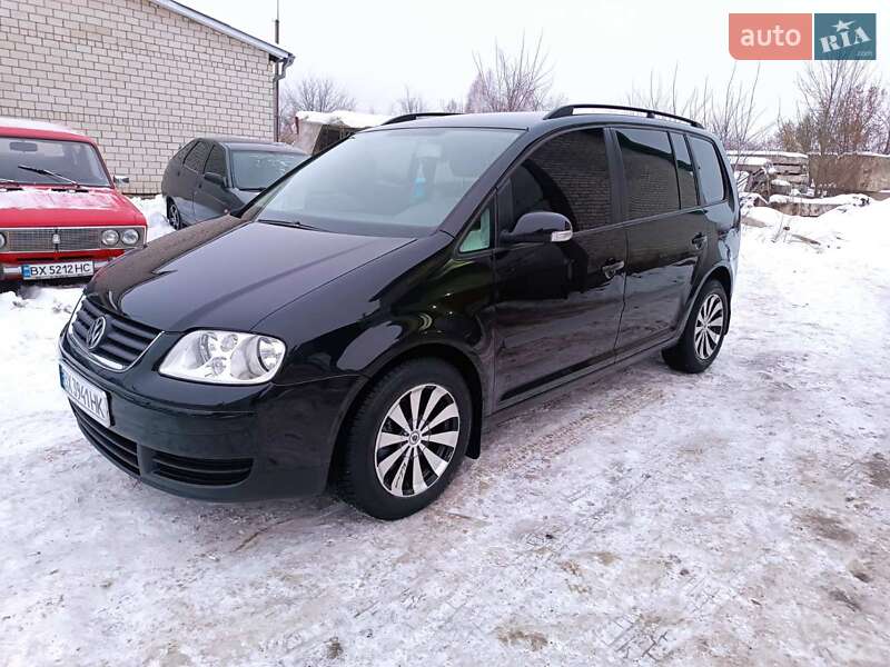 Минивэн Volkswagen Touran 2003 в Хмельницком