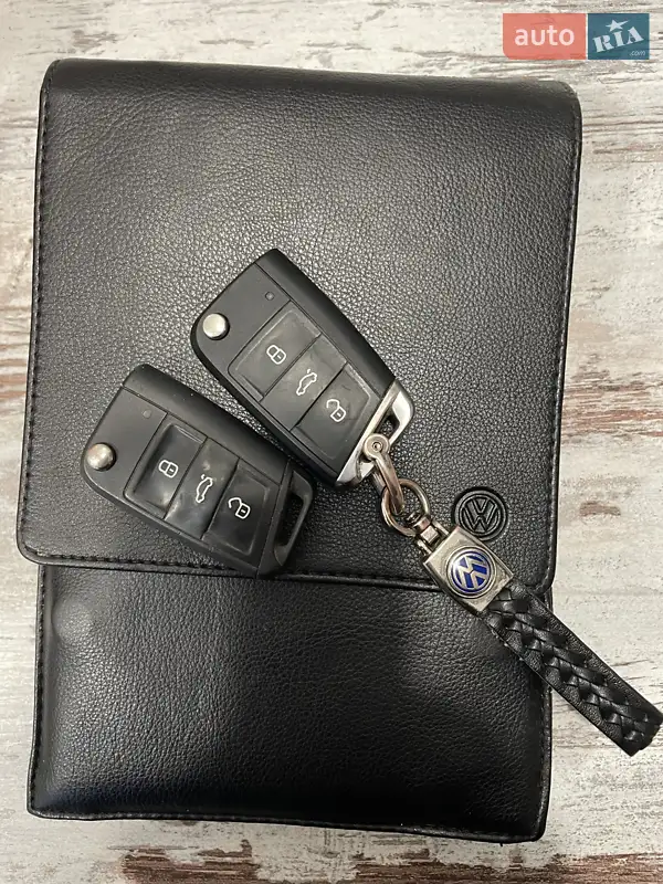 Микровэн Volkswagen Touran 2016 в Каменец-Подольском документ 6 фото Микровэн Volkswagen Touran 2016 в Каменец-Подольском документ