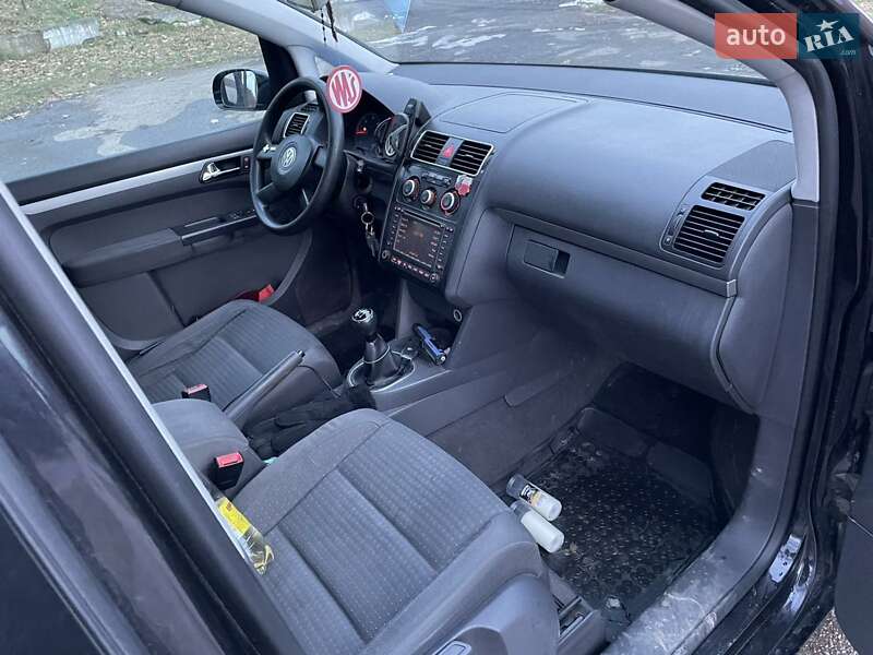 Минивэн Volkswagen Touran 2004 в Галиче фото 5 Минивэн Volkswagen Touran 2004 в Галиче