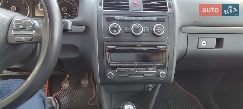 Микровэн Volkswagen Touran 2014 в Каменец-Подольском