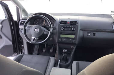 Микровэн Volkswagen Touran 2011 в Березному