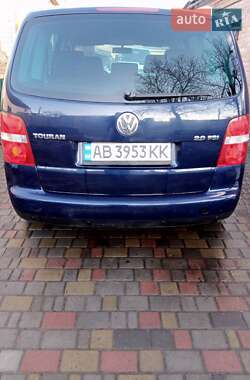 Минивэн Volkswagen Touran 2005 в Калиновке