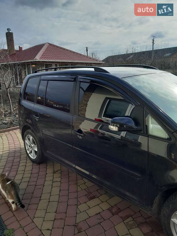 Мінівен Volkswagen Touran 2005 в Хмельницькому
