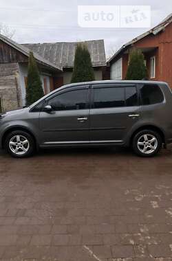 Мікровен Volkswagen Touran 2011 в Львові