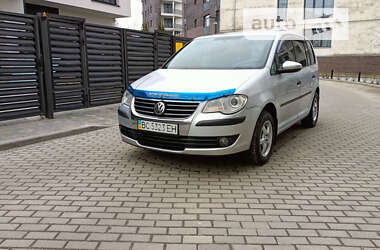 Мінівен Volkswagen Touran 2009 в Львові