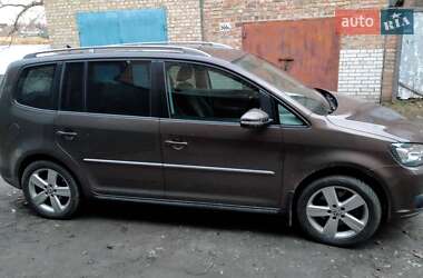 Микровэн Volkswagen Touran 2011 в Сквире