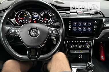 Микровэн Volkswagen Touran 2018 в Львове